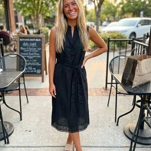 Banana Republic Black Sleeveless Midi Tie-Waist Dress with black lace hem. Sz S